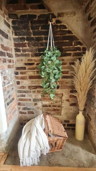 Wish End Cottage Ratton Εξωτερικό φωτογραφία