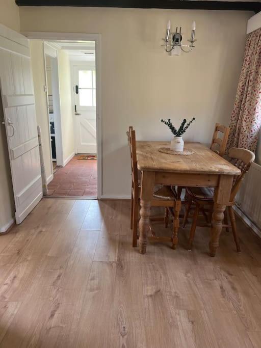Wish End Cottage Ratton Εξωτερικό φωτογραφία
